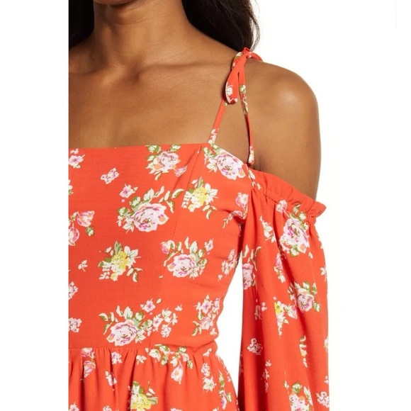 CHARLES HENRY Cold Shoulder Long Sleeve Midi Dress - Picture 5 of 6